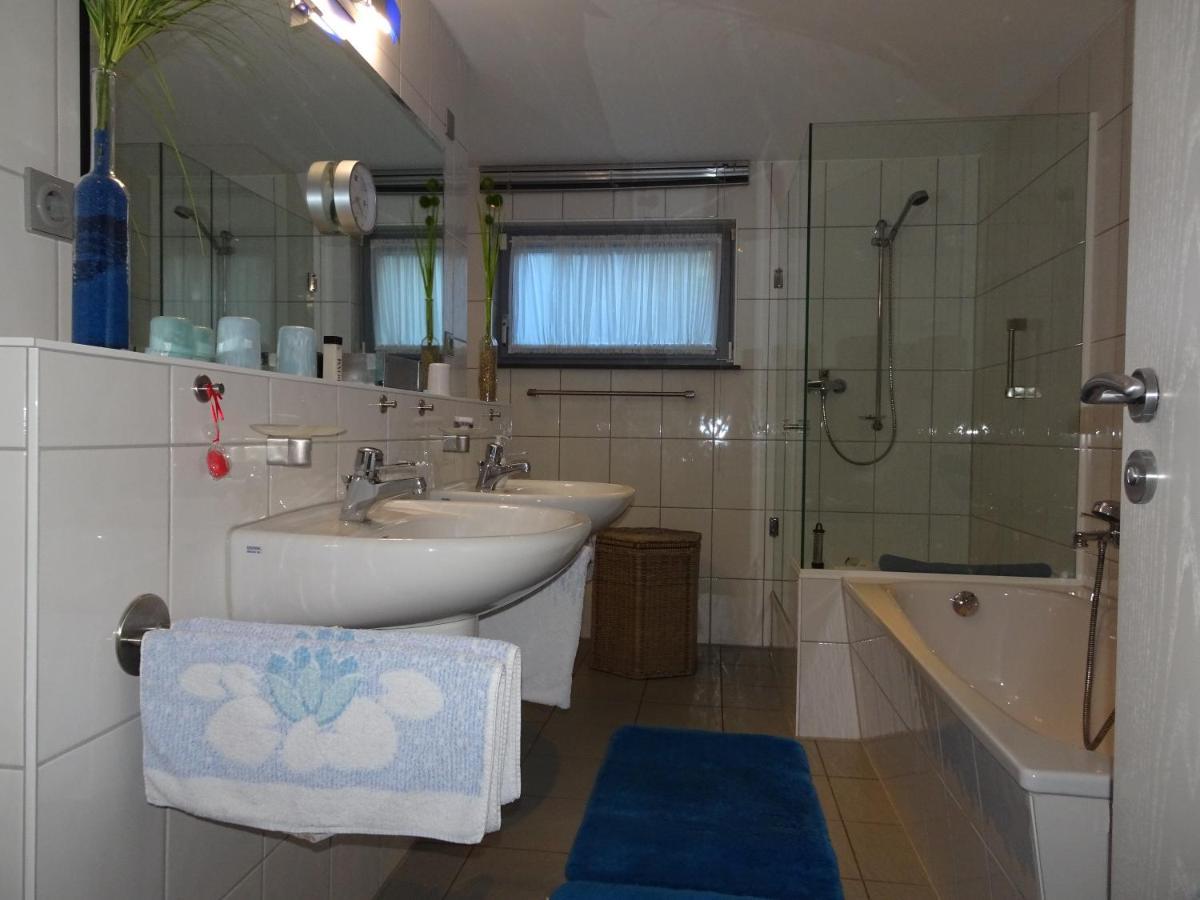Traumferienwohnung Zwischen Koeln Und Duesseldorf Appartement *